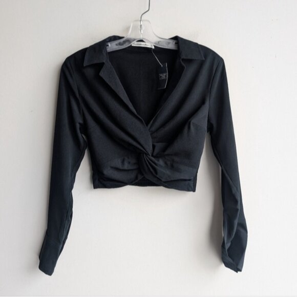 NWT Abercrombie & Fitch black long sleeve knot front crop top - Picture 3 of 5